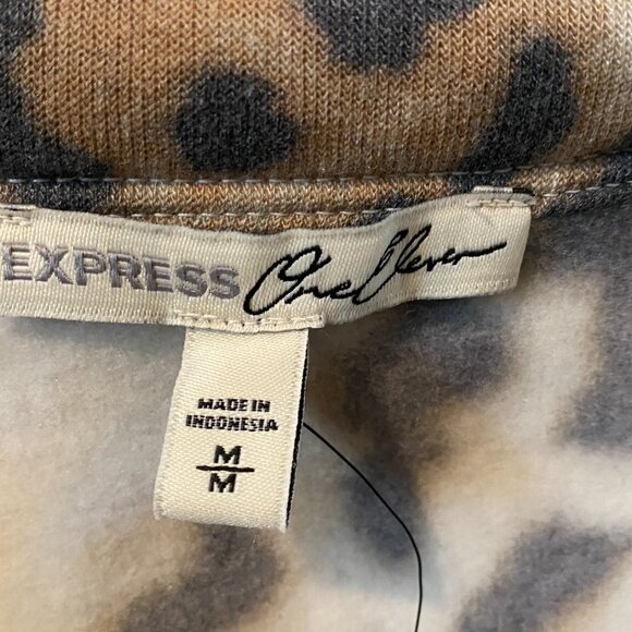 Brushed Leopard Off The Shoulder Fleece Sweatshirt Medium NWT - Picture 8 of 10